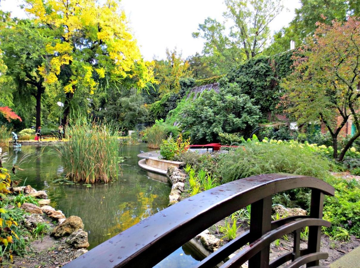 Island Hostel Budapest (Adults Only) Ngoại thất bức ảnh The Japanese garden