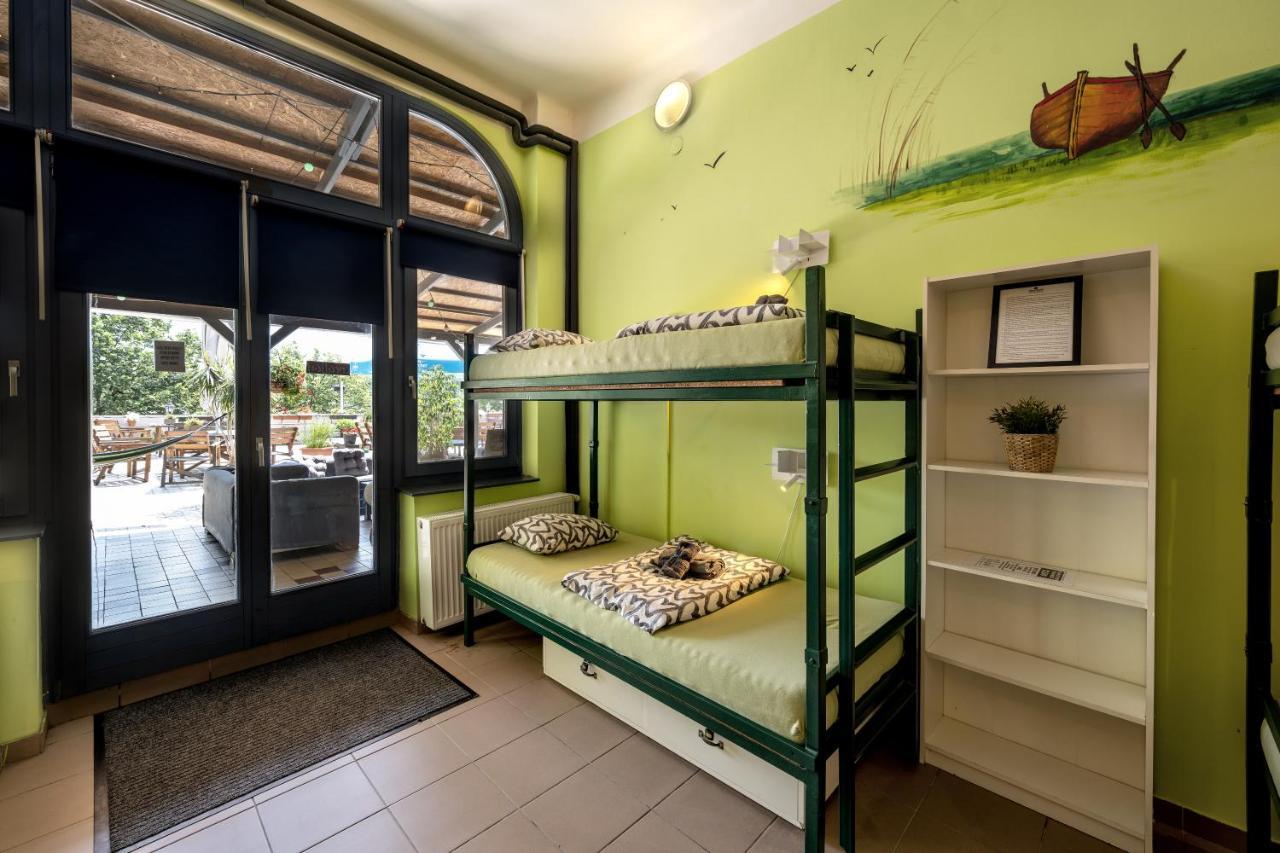 Island Hostel Budapest (Adults Only) Ngoại thất bức ảnh Hostel in Poland