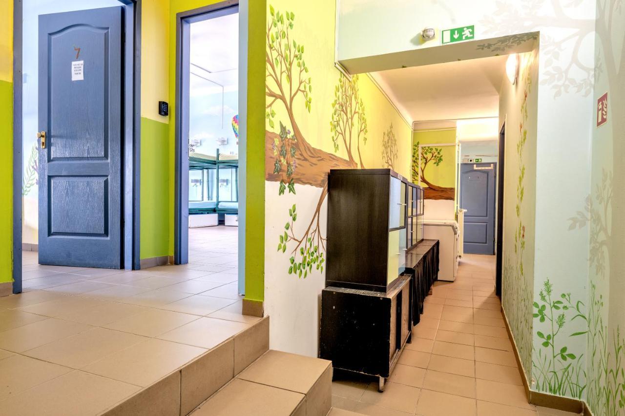 Island Hostel Budapest (Adults Only) Ngoại thất bức ảnh The interior of the hospital