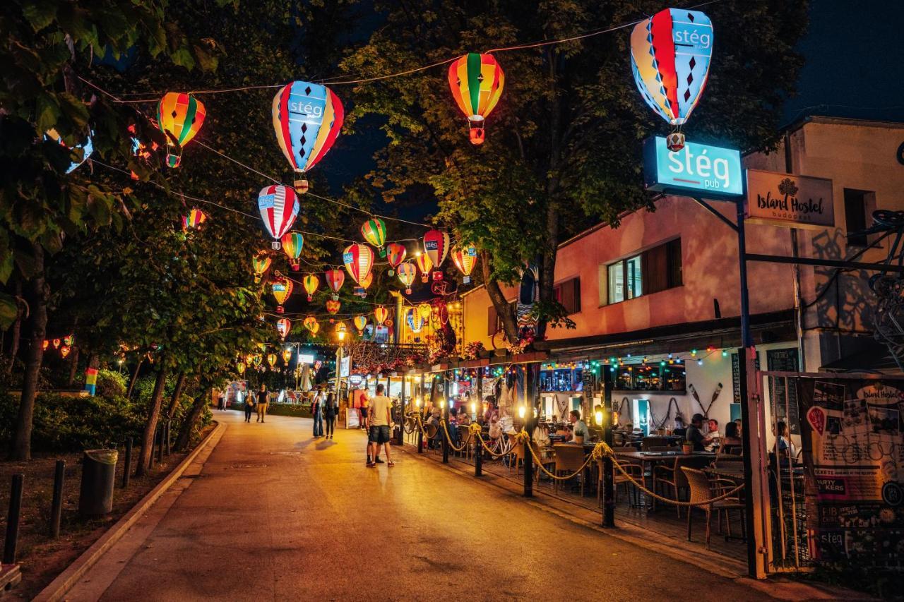 Island Hostel Budapest (Adults Only) Ngoại thất bức ảnh The Lantern Festival in Itaewon